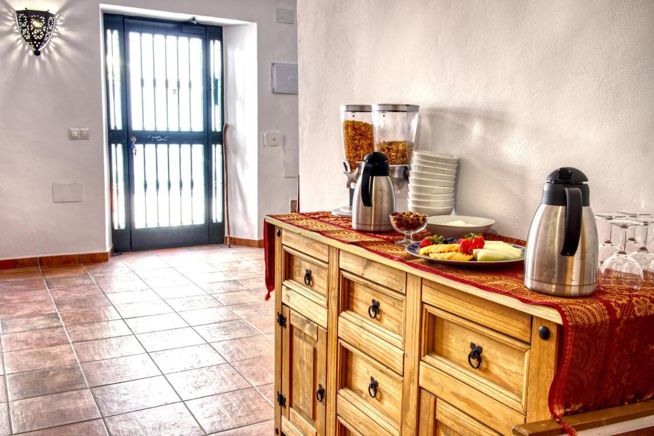 La Vieja Botica Acomodação com café da manhã Canillas de Aceituno Exterior foto