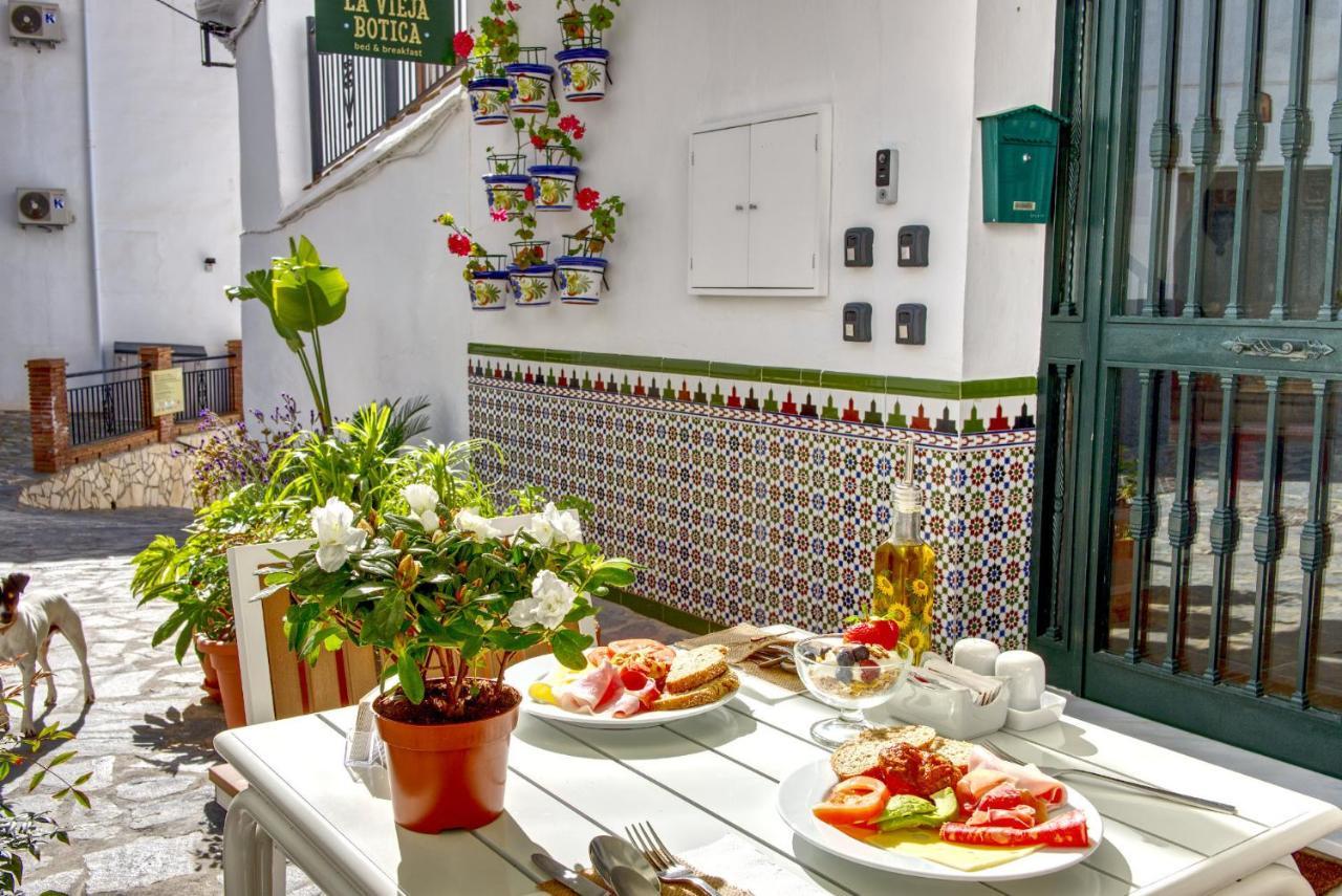 La Vieja Botica Acomodação com café da manhã Canillas de Aceituno Exterior foto